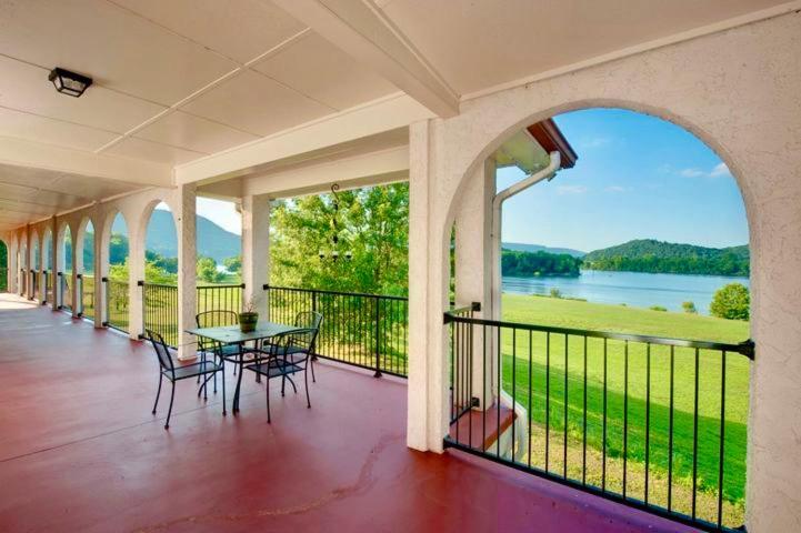 Chattanooga Room At Tennessee Riverplace Eksteriør billede